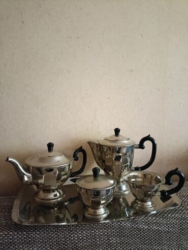 Набор предметов для сервировки и декора. 1) Чайный сервиз на подносе at lalafo.kg Набор предметов для сервировки и декора. 1) Чайный сервиз на подносе