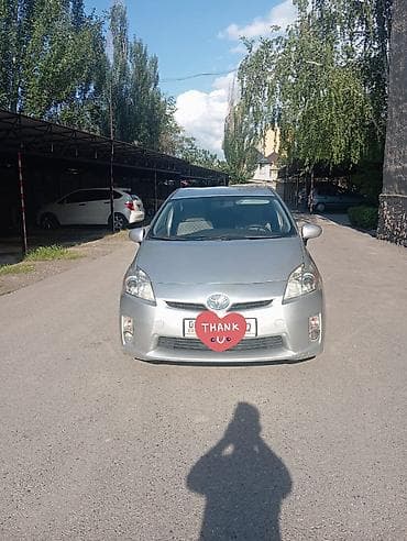 Toyota Prius: 2011 г., 1.8 л, Автомат, Гибрид, Хетчбек lalafo.kg да Toyota Prius: 2011 г., 1.8 л, Автомат, Гибрид, Хетчбек