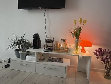 Тумба и подставка для телевизора, Напольная, ЛДСП, цвет - Белый at lalafo.kg — 2 Тумба и подставка для телевизора, Напольная, ЛДСП, цвет - Белый — 2