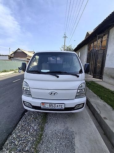 Hyundai Porter: 2019 г., 2.5 л, Типтроник, Дизель, Пикап at lalafo.kg Hyundai Porter: 2019 г., 2.5 л, Типтроник, Дизель, Пикап