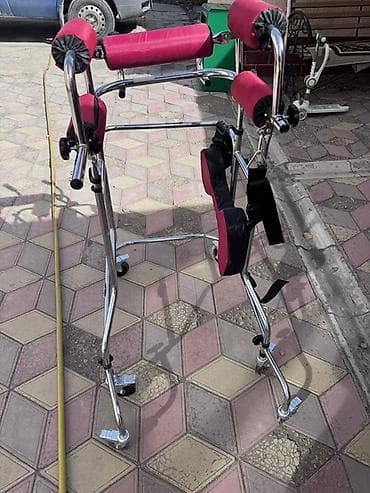 Ходунки-опора с фиксацией таза и туловища - Тип: реабилитационные at lalafo.kg Ходунки-опора с фиксацией таза и туловища - Тип: реабилитационные