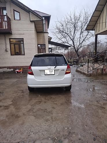 Honda Fit: 2002 г., Хэтчбэк at lalafo.kg Honda Fit: 2002 г., Хэтчбэк