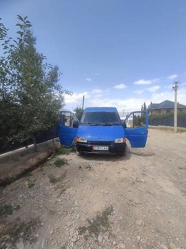 Reliant: Ford Transit: 1993 г., 2.5 л, Механика, Дизель, Фургон at lalafo.kg — 3 Reliant: Ford Transit: 1993 г., 2.5 л, Механика, Дизель, Фургон — 3