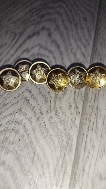 Советские пуговицы меняю на 1шт.любого мыла at lalafo.kg Советские пуговицы меняю на 1шт.любого мыла