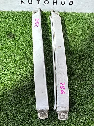 Молдинг Audi 100 C4 2.0 1992 (б/у) at lalafo.kg Молдинг Audi 100 C4 2.0 1992 (б/у)