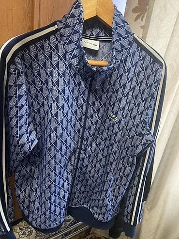 Мужская спортивная олимпийка Lacoste с геометрическим принтом at lalafo.kg Мужская спортивная олимпийка Lacoste с геометрическим принтом