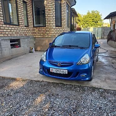 Honda Jazz: 2006 г., 1.4 л, Вариатор, Бензин, Хэтчбэк at lalafo.kg Honda Jazz: 2006 г., 1.4 л, Вариатор, Бензин, Хэтчбэк