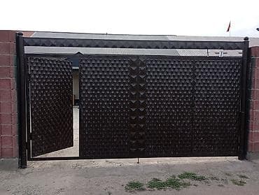 Продаётся дом барачного типа с закрытым двором. - Тип: одноэтажный at lalafo.kg Продаётся дом барачного типа с закрытым двором. - Тип: одноэтажный