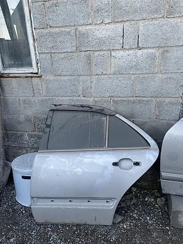 Дверь Комплект Mercedes-Benz, Б/у at lalafo.kg Дверь Комплект Mercedes-Benz, Б/у