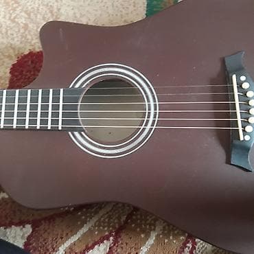 Гитара сатылат срочно срочно баары жакшы дангы бойдон турат 1 жума at lalafo.kg Гитара сатылат срочно срочно баары жакшы дангы бойдон турат 1 жума