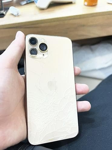 IPhone 11 Pro, Золотой at lalafo.kg IPhone 11 Pro, Золотой