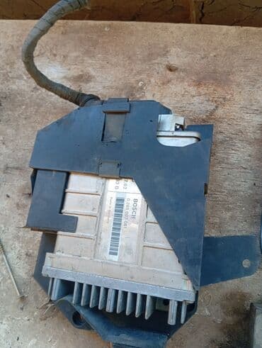 Блок управления двигателем (ECU) BOSCH - Производитель: Bosch (Made at lalafo.kg Блок управления двигателем (ECU) BOSCH - Производитель: Bosch (Made