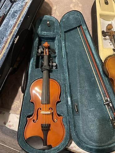 Скрипкалар: Скрипка 4/4 в комплекте - Полноразмерная скрипка (4/4) в футляре с lalafo.kg да — 1 Скрипкалар: Скрипка 4/4 в комплекте - Полноразмерная скрипка (4/4) в футляре с — 1