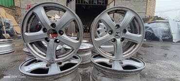 Литые Диски R 15 Honda, Комплект, отверстий - 5, Б/у at lalafo.kg Литые Диски R 15 Honda, Комплект, отверстий - 5, Б/у