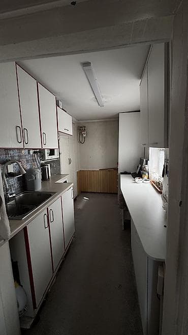 Продаётся полдома с участком!!! 📍 г. Бишкек, район Азия Молл at lalafo.kg Продаётся полдома с участком!!! 📍 г. Бишкек, район Азия Молл