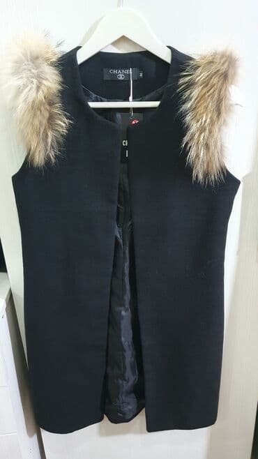 Продается жилетка
НОВАЯ!
РАЗМЕР М(42/44/46)
На базаре стоят 3500сом at lalafo.kg Продается жилетка
НОВАЯ!
РАЗМЕР М(42/44/46)
На базаре стоят 3500сом