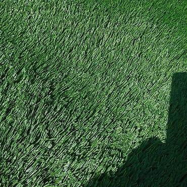 Газон Искусственный для футбольного поля. качество отличное. на все at lalafo.kg Газон Искусственный для футбольного поля. качество отличное. на все