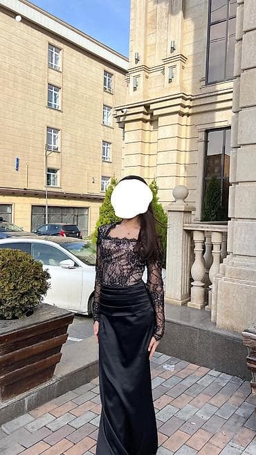 Элегантное вечернее платье - Цвет: черный - Дизайн: верх из нежного at lalafo.kg Элегантное вечернее платье - Цвет: черный - Дизайн: верх из нежного