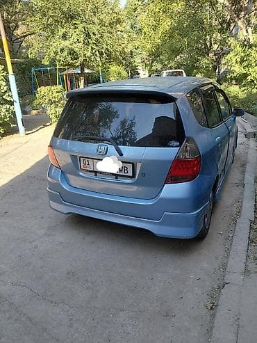 Honda Fit: 2002 г., 1.5 л, Вариатор, Бензин, Хэтчбэк at lalafo.kg Honda Fit: 2002 г., 1.5 л, Вариатор, Бензин, Хэтчбэк