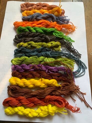 Нитки мулине. Разрезанные по 120 см. Высокое качество. Целые пасмы 8 at lalafo.kg Нитки мулине. Разрезанные по 120 см. Высокое качество. Целые пасмы 8