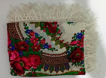 Платок, Осень-весна, Шерсть, Оригинал at lalafo.kg Платок, Осень-весна, Шерсть, Оригинал