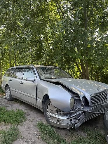 Mercedes-Benz E-Class: 1997 г., 3.2 л, Автомат, Бензин, Универсал at lalafo.kg Mercedes-Benz E-Class: 1997 г., 3.2 л, Автомат, Бензин, Универсал