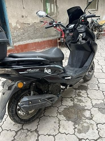 Макси-скутер 150 куб. см, Бензин at lalafo.kg Макси-скутер 150 куб. см, Бензин