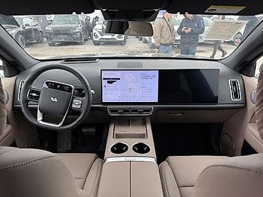 Lixiang L6: 2025 г., 1.5 л, Гибрид, Кроссовер at lalafo.kg — 4 Lixiang L6: 2025 г., 1.5 л, Гибрид, Кроссовер — 4