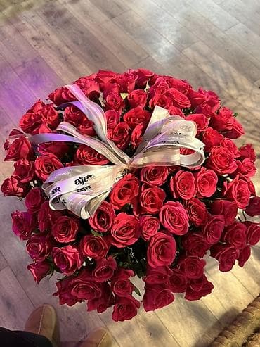 Нужны флористы на ночную смену с опытом работы от пол года до года. С at lalafo.kg Нужны флористы на ночную смену с опытом работы от пол года до года. С