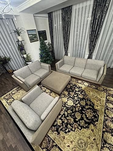 Комплект мягкой мебели, Б/у, Самовывоз, цвет - Бежевый at lalafo.kg Комплект мягкой мебели, Б/у, Самовывоз, цвет - Бежевый