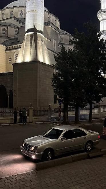 Mercedes-Benz E-Class: 1998 г., 3.2 л, Автомат, Бензин, Седан lalafo.kg да Mercedes-Benz E-Class: 1998 г., 3.2 л, Автомат, Бензин, Седан