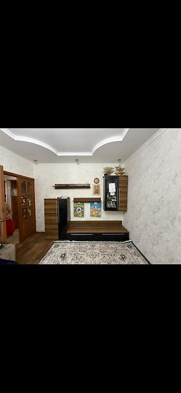 3 комнаты, 61 м², 105 серия, 2 этаж, Евроремонт at lalafo.kg 3 комнаты, 61 м², 105 серия, 2 этаж, Евроремонт