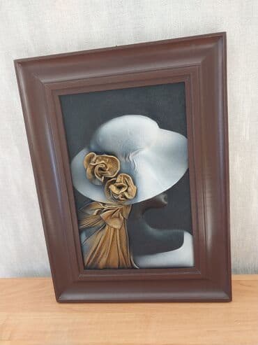 Новая картина из нат.кожи Польша"Девушка в серой шляпе" я покупала at lalafo.kg Новая картина из нат.кожи Польша"Девушка в серой шляпе" я покупала