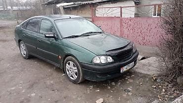 Toyota Avensis: 1997 г., 1.8 л, Механика, Бензин, Лифтбек at lalafo.kg Toyota Avensis: 1997 г., 1.8 л, Механика, Бензин, Лифтбек