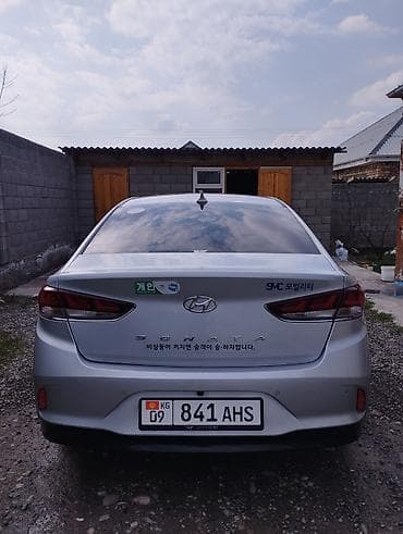 Hyundai Sonata: 2019 г., 2 л, Автомат, Газ, Седан at lalafo.kg Hyundai Sonata: 2019 г., 2 л, Автомат, Газ, Седан