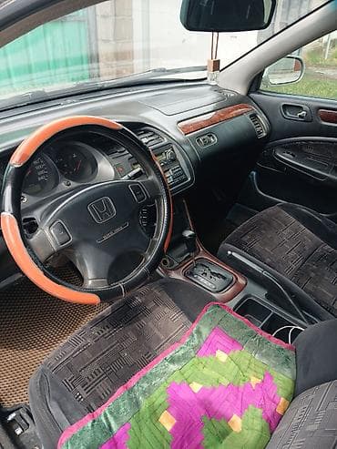 Honda Accord: 1999 г., 2 л, Автомат, Бензин, Седан at lalafo.kg Honda Accord: 1999 г., 2 л, Автомат, Бензин, Седан
