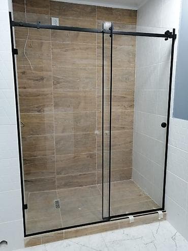 🚿 Стеклянные душевые перегородки из закаленного стекла 8 мм на заказ at lalafo.kg 🚿 Стеклянные душевые перегородки из закаленного стекла 8 мм на заказ