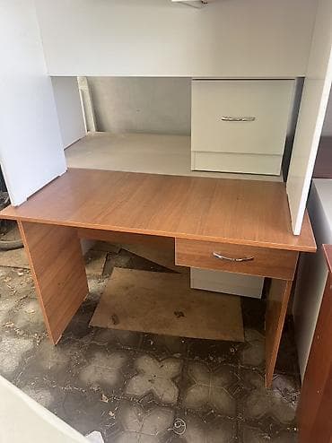 Стол с ящиком НОВЫЙ!!!
Длинна 110
Ширина 50
Высота 75 at lalafo.kg Стол с ящиком НОВЫЙ!!!
Длинна 110
Ширина 50
Высота 75