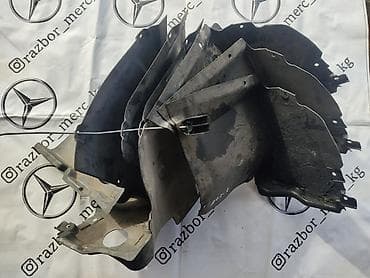 Подкрылок Комплект Mercedes-Benz, 2002 г., Б/у, Оригинал at lalafo.kg Подкрылок Комплект Mercedes-Benz, 2002 г., Б/у, Оригинал