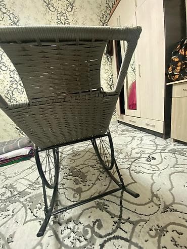 Кресло керебеттер: Термелүүчү кресло, Колдонулган, Өзү алып кетүү, Акылуу жеткирүү, түсү - Боз lalafo.kg да — 5 Кресло керебеттер: Термелүүчү кресло, Колдонулган, Өзү алып кетүү, Акылуу жеткирүү, түсү - Боз — 5