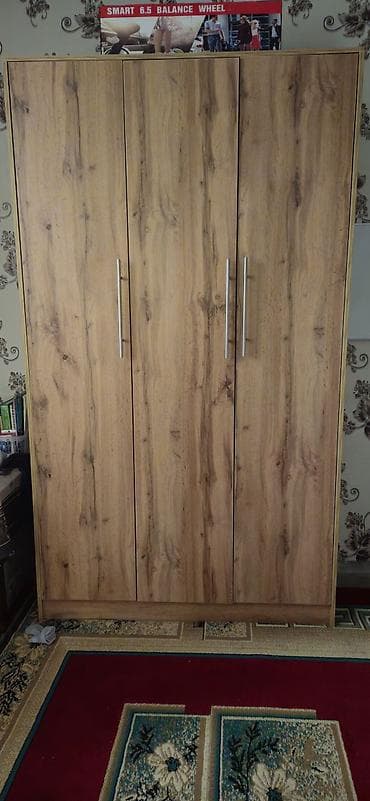 Шифоньер, шкаф для одежды, Б/у, Прямой, ЛДСП at lalafo.kg Шифоньер, шкаф для одежды, Б/у, Прямой, ЛДСП