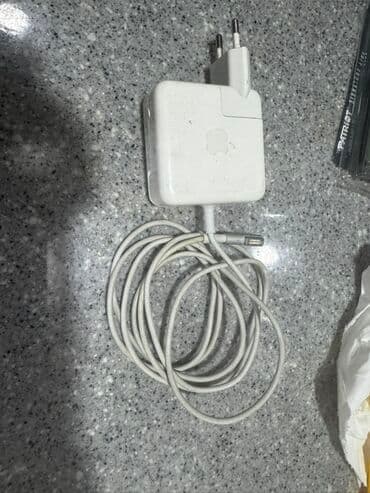 Зарядное устройство Apple MagSafe для MacBook. - Оригинальный сетевой at lalafo.kg Зарядное устройство Apple MagSafe для MacBook. - Оригинальный сетевой