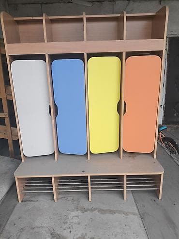 Новый. Детская раздевальная секция на 4 места. - Конструкция at lalafo.kg Новый. Детская раздевальная секция на 4 места. - Конструкция