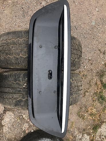 Задний плафон на 220 чёрный в хорошем состоянии at lalafo.kg Задний плафон на 220 чёрный в хорошем состоянии