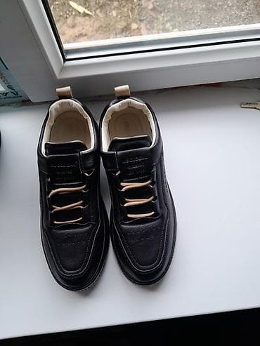 Кроссовки NBGLOBAL - Модель: NBGLOBAL RUNNING NEW SHOES (логотип на at lalafo.kg Кроссовки NBGLOBAL - Модель: NBGLOBAL RUNNING NEW SHOES (логотип на