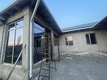 Монтаж и изготовление окон и дверей из ПВХ и алюминия Двери и окно at lalafo.kg Монтаж и изготовление окон и дверей из ПВХ и алюминия Двери и окно