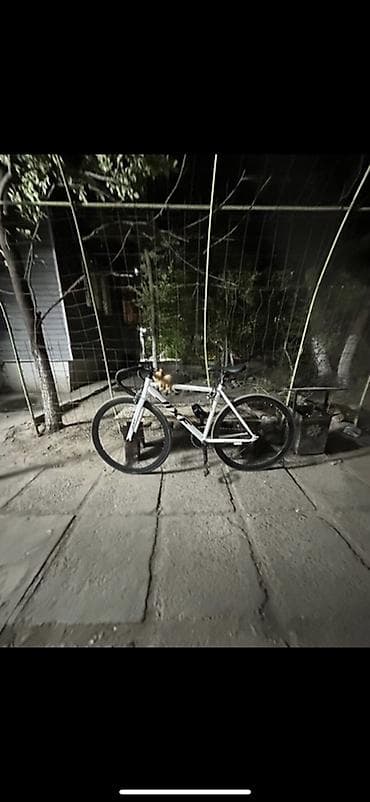 Городской велосипед, Рама M (156 - 178 см), Б/у at lalafo.kg Городской велосипед, Рама M (156 - 178 см), Б/у