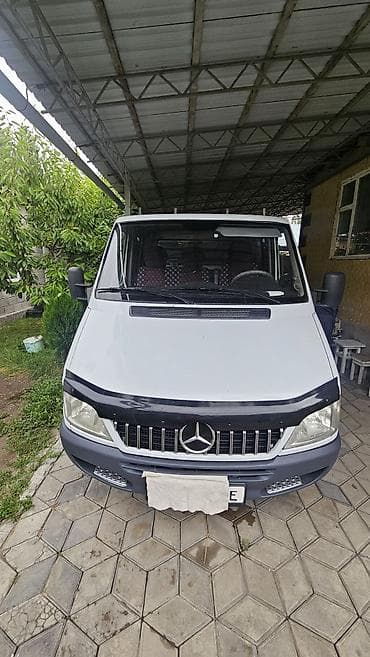 Грузовик, Mercedes-Benz, Дубль, 3 т, Б/у at lalafo.kg Грузовик, Mercedes-Benz, Дубль, 3 т, Б/у