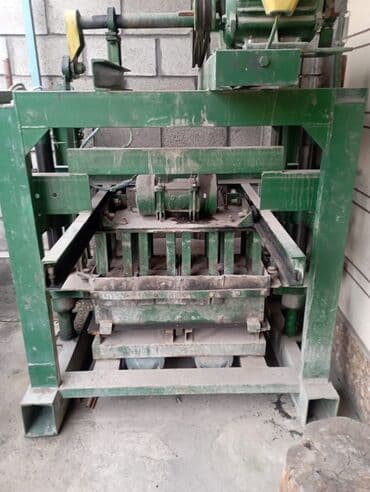 Срочно продается аппарат песко блока. В комплекте: мешалка, 2шт at lalafo.kg Срочно продается аппарат песко блока. В комплекте: мешалка, 2шт