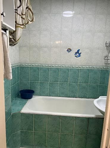 Daily rent: 2 бөлмө, Душ кабинасы, Жаздык, жууркан-төшөк каптары, Унаа токтотуучу жай lalafo.kg да — 9 Daily rent: 2 бөлмө, Душ кабинасы, Жаздык, жууркан-төшөк каптары, Унаа токтотуучу жай — 9